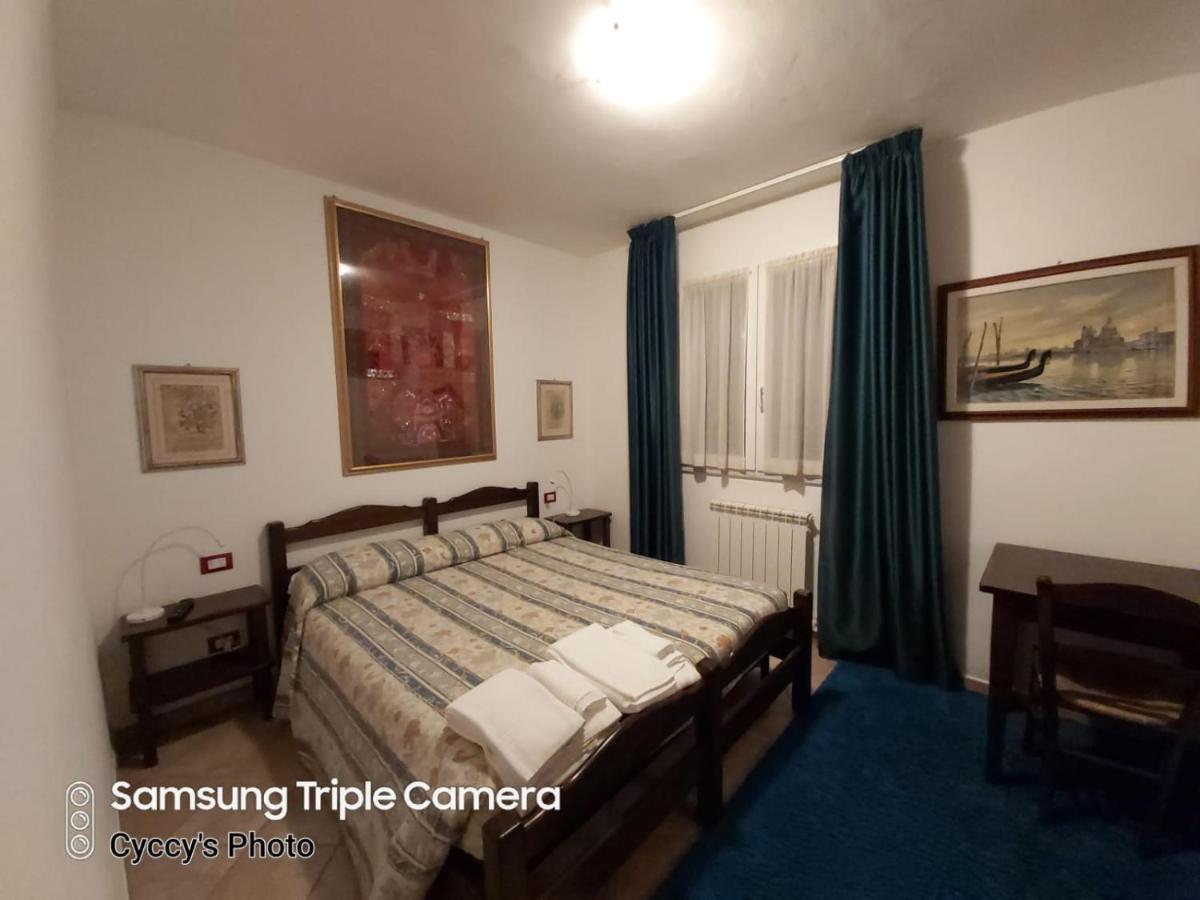 Bed & Breakfast 4U Parcheggio Interno Chiavari Esterno foto